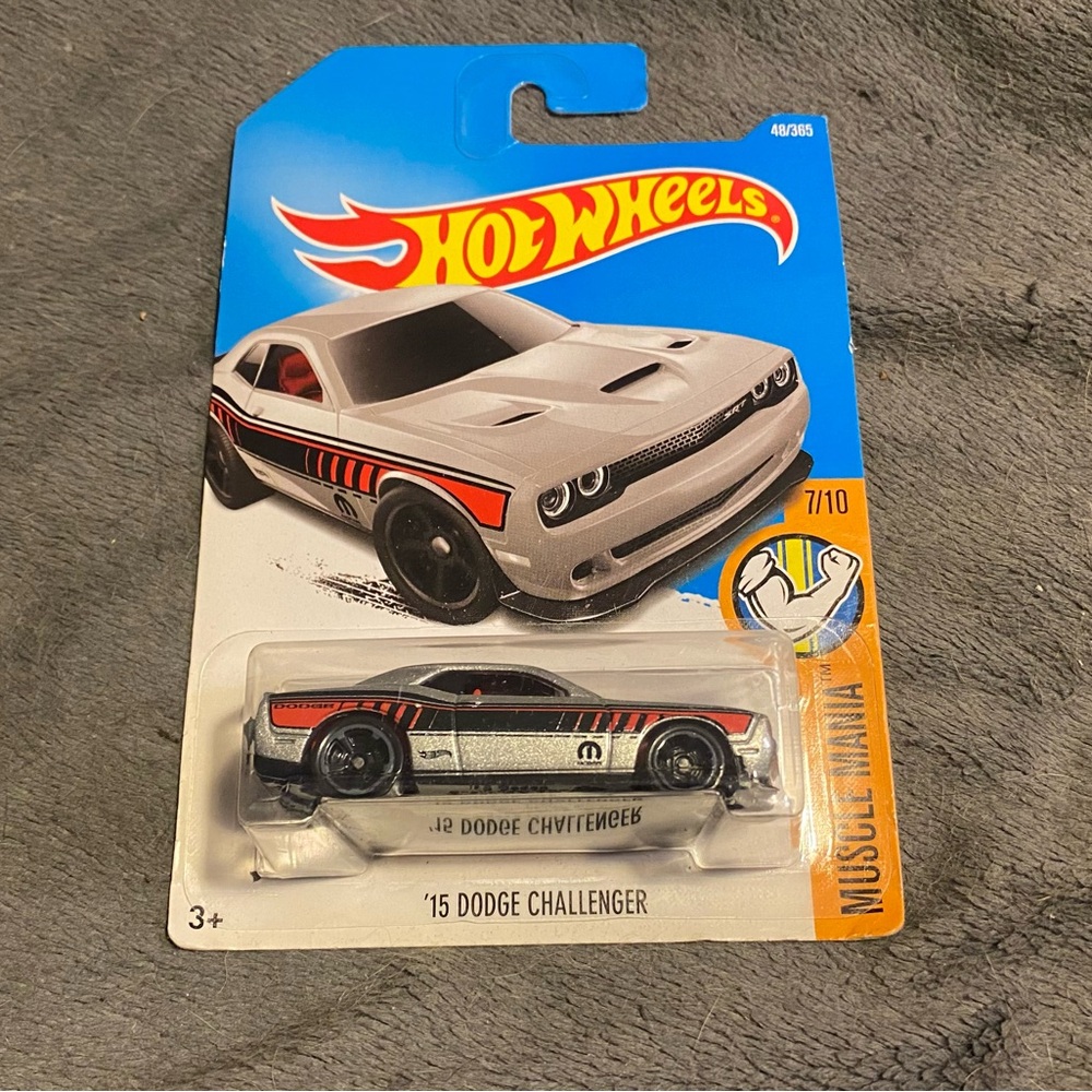 "🥦5/$25🥦" Hot Wheels '15 Dodge Challenger
